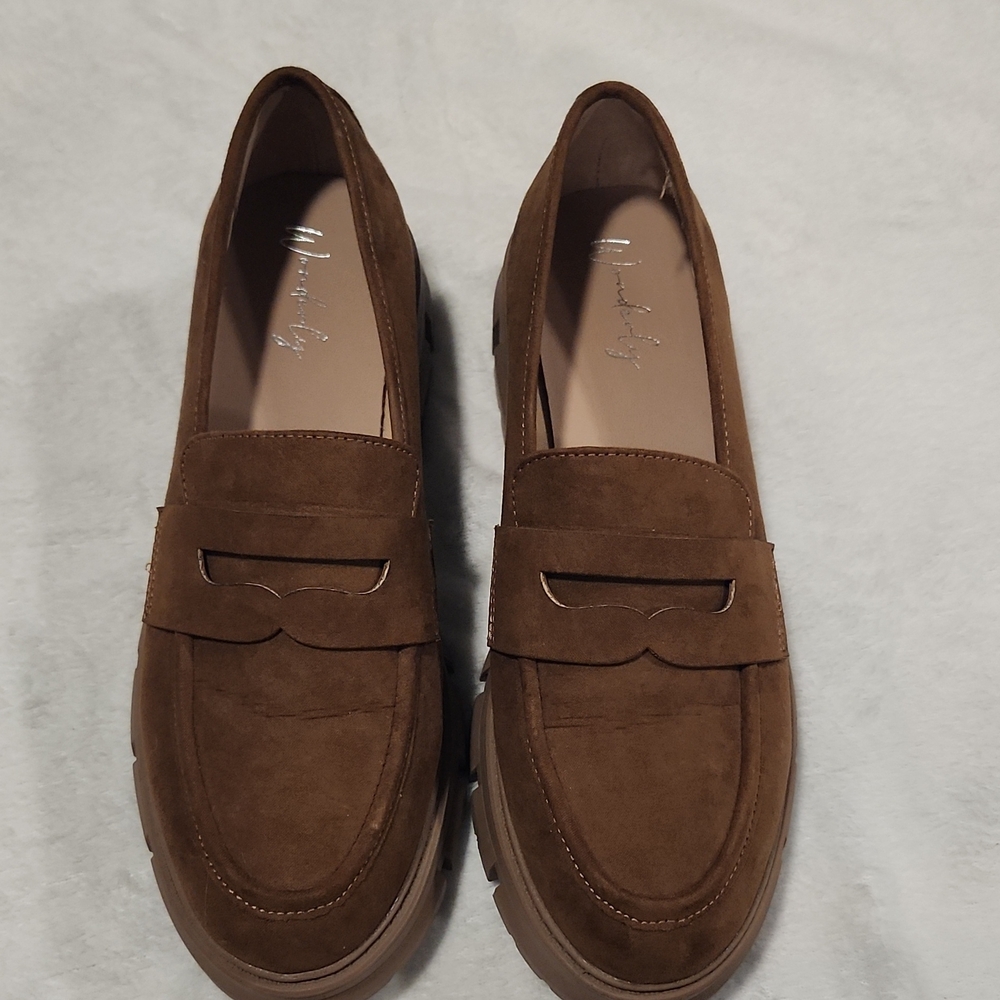 Wonderly Women's Brown Suede Penny Loafers